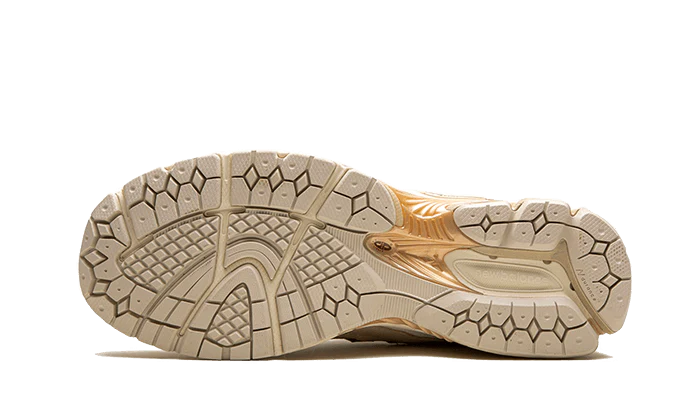 New Balance 2002R Protection Pack Sandstone Turtledove - Image 4