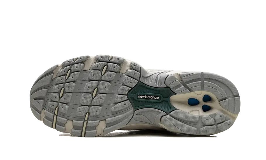New Balance 530 Beige Green - Image 4