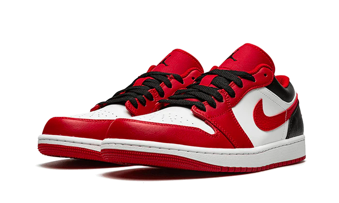 Air Jordan 1 Low Bulls - Image 4