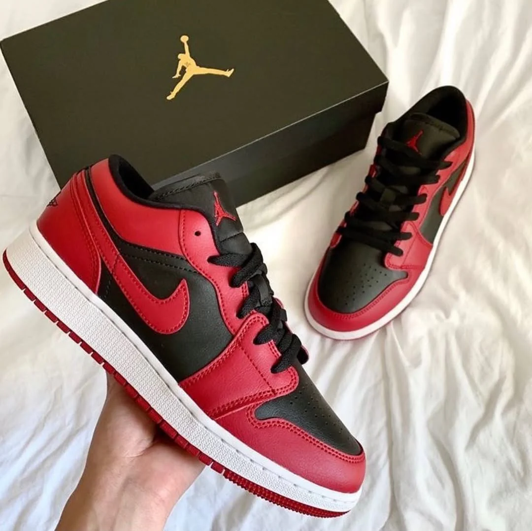 Air Jordan 1 Low Reverse Bred - Image 4