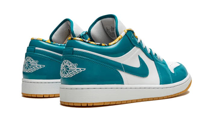 Air Jordan 1 Low SE Barcelona Print - Image 4