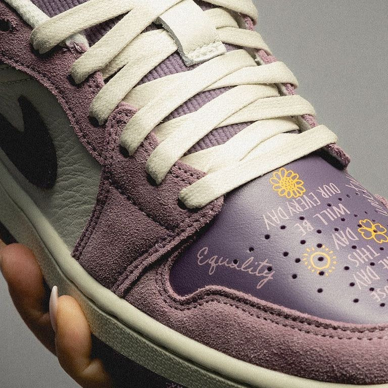 Air Jordan 1 Low Unity - Image 4