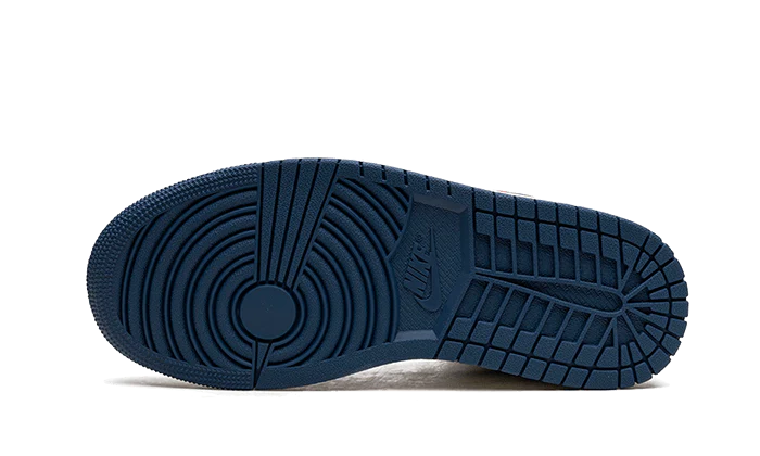 Air Jordan 1 Mid French Blue - Image 4