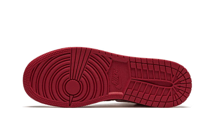 Air Jordan 1 Mid SE Red Quilt - Image 4