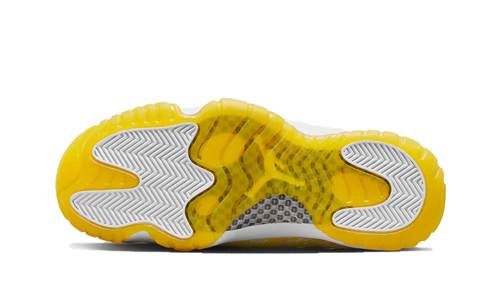 Air Jordan 11 Retro Low Yellow Snakeskin - Image 4