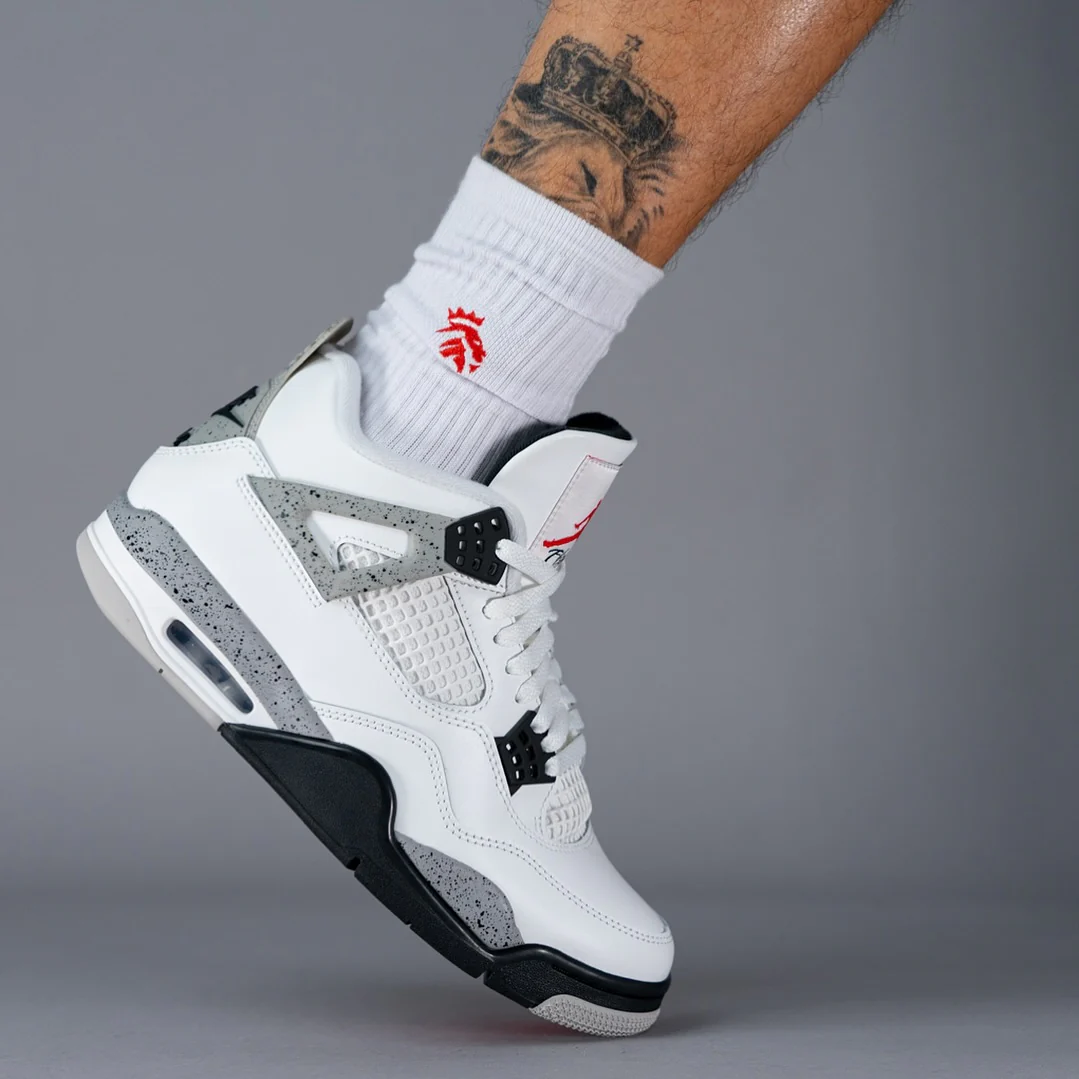 Jordan 4 Retro White Cement (2025) - Image 2