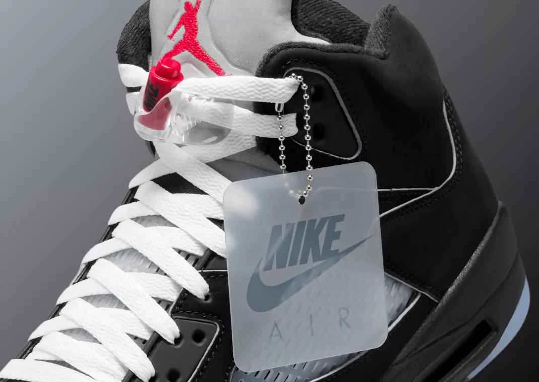 Air Jordan 5 Black Metallic Reimagined - Image 5