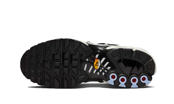 Nike Air Max Plus Lace Toggle Black Grey - Image 3