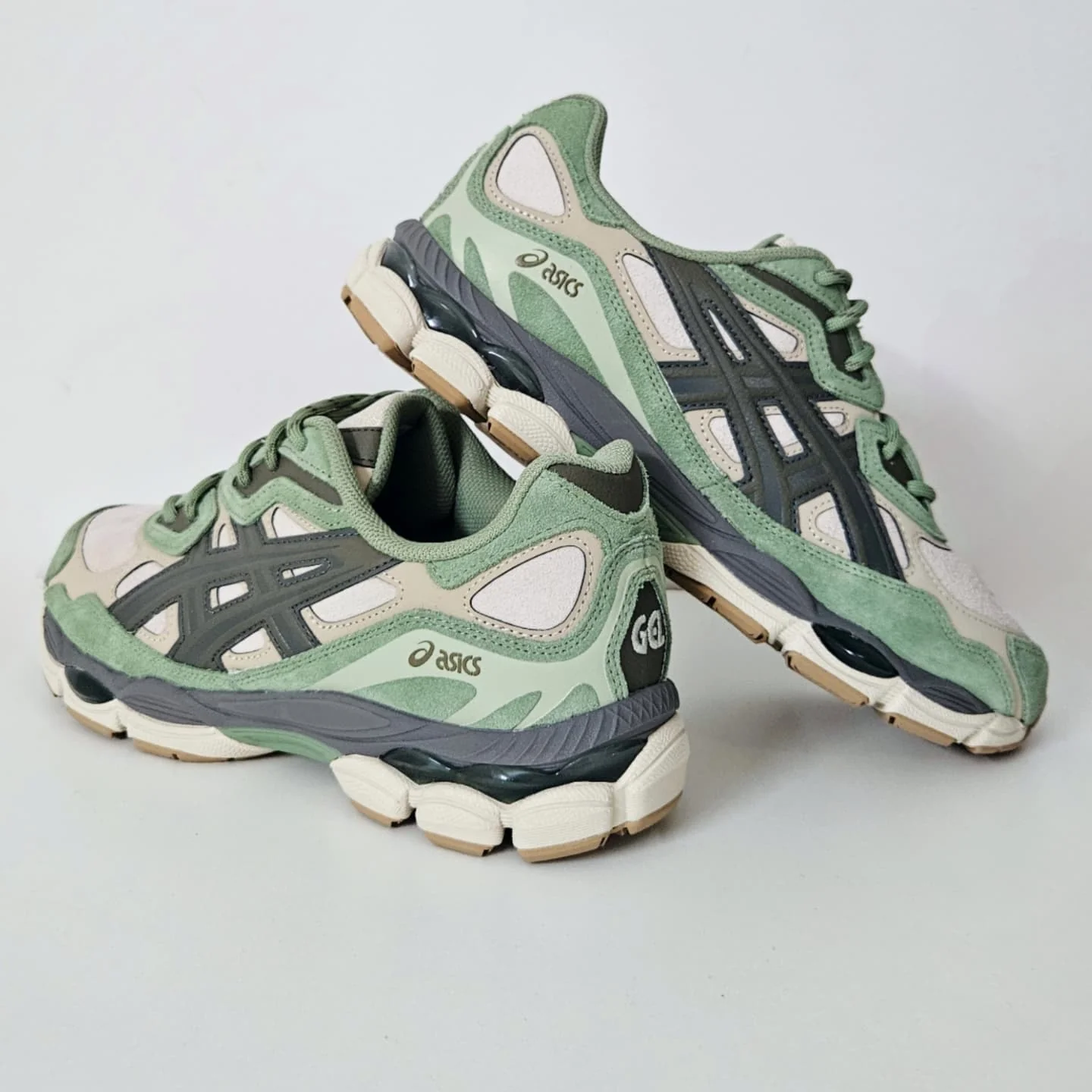 ASICS Gel-NYC Feather Grey Truffle - Image 2