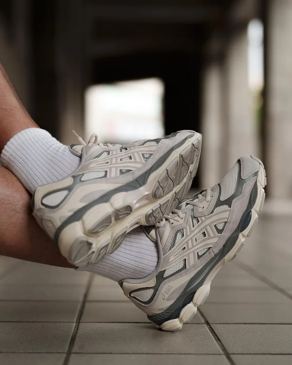 ASICS Gel-NYC Oyster Grey - Image 2