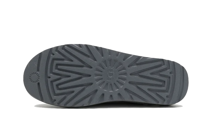 UGG Classic Slip-On Metal Tnl - Image 3