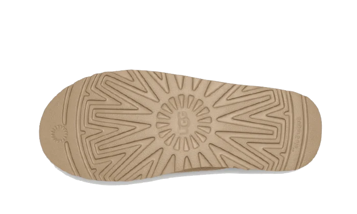 UGG Classic Slip-On Mustard Seed - Image 3