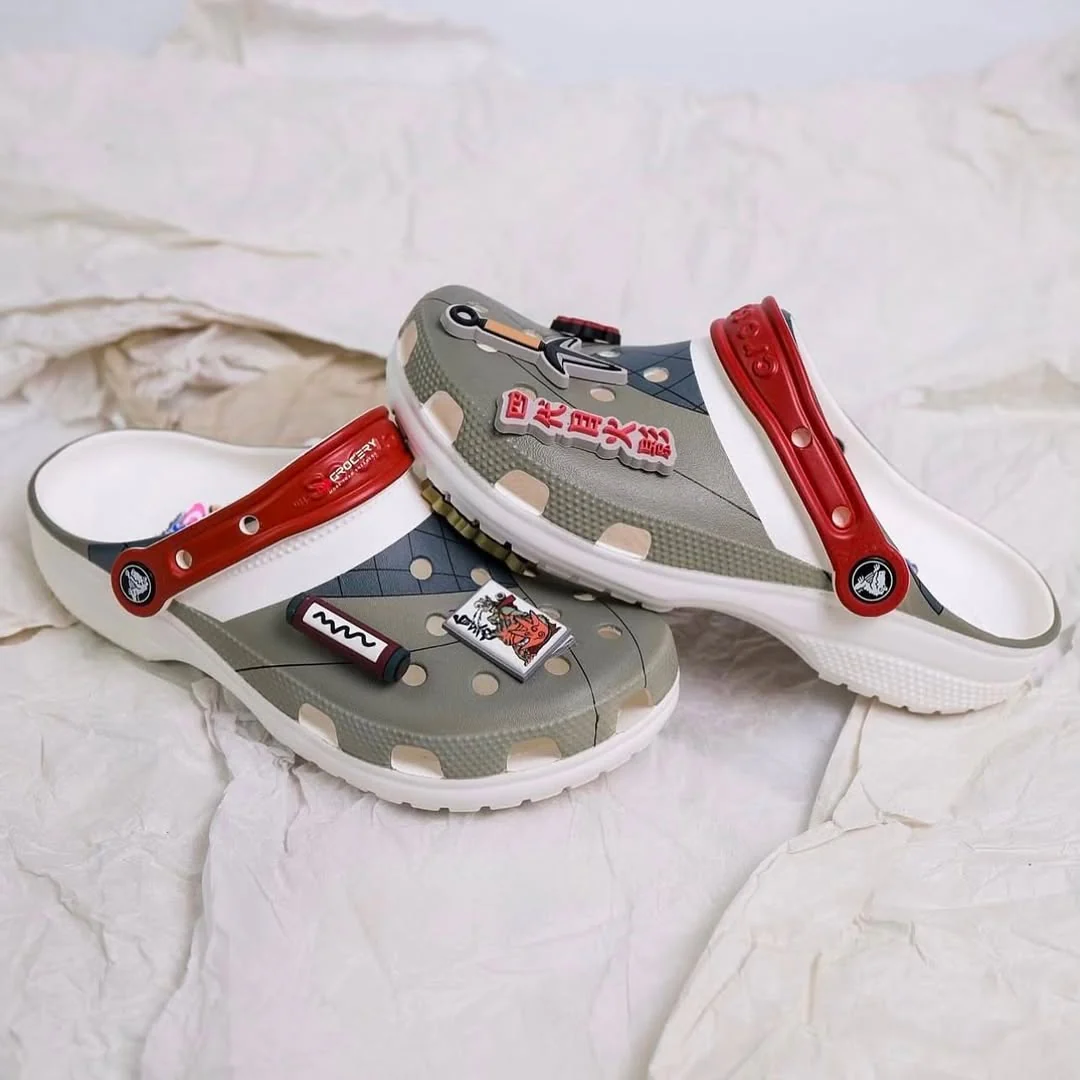 Crocs Classic Naruto Jiraiya Classic Clog - Image 2