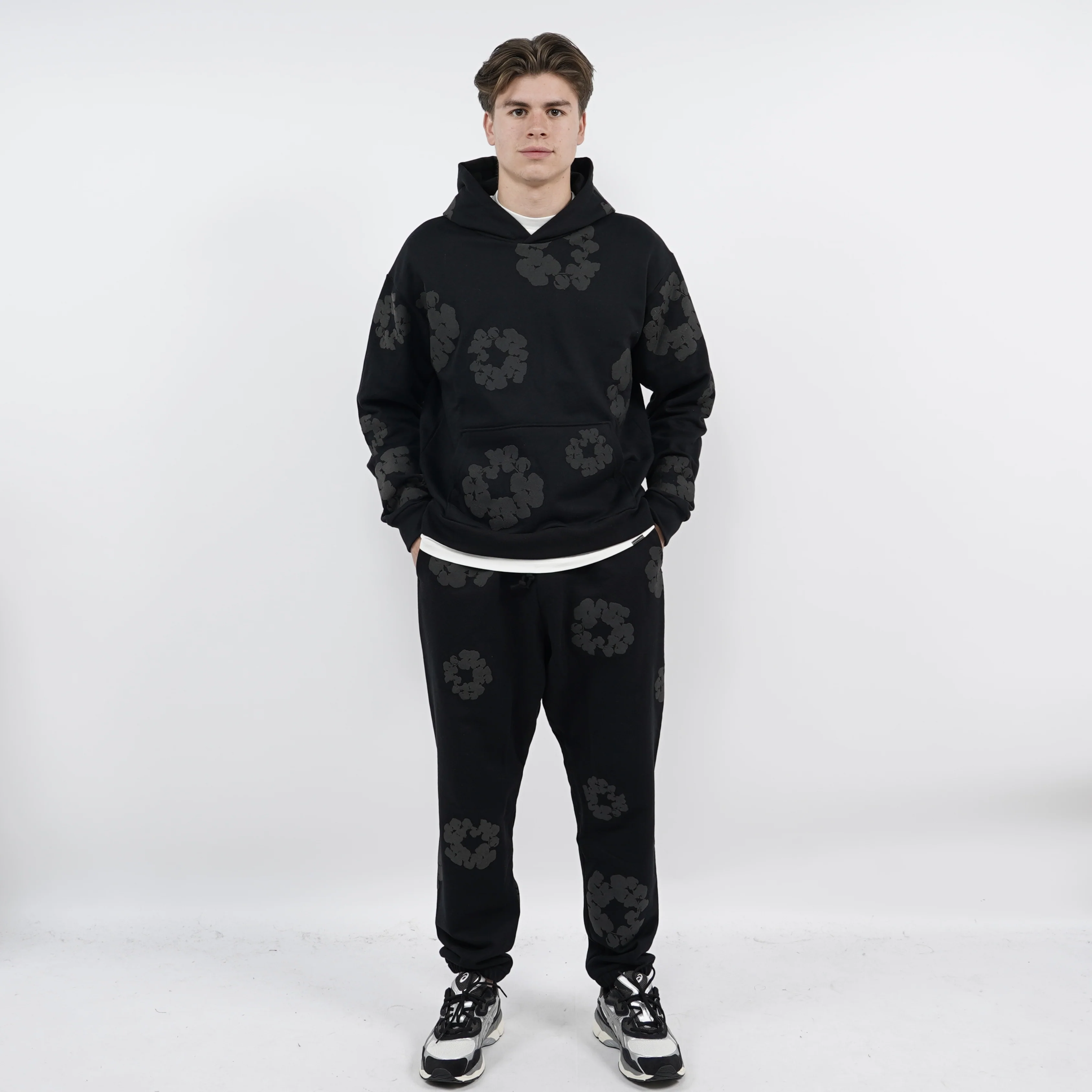 Denim Tears The Cotton Wreath Hoodie Black Monochrome - Image 2