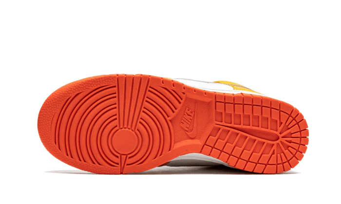 Nike Dunk High University Gold - Image 4