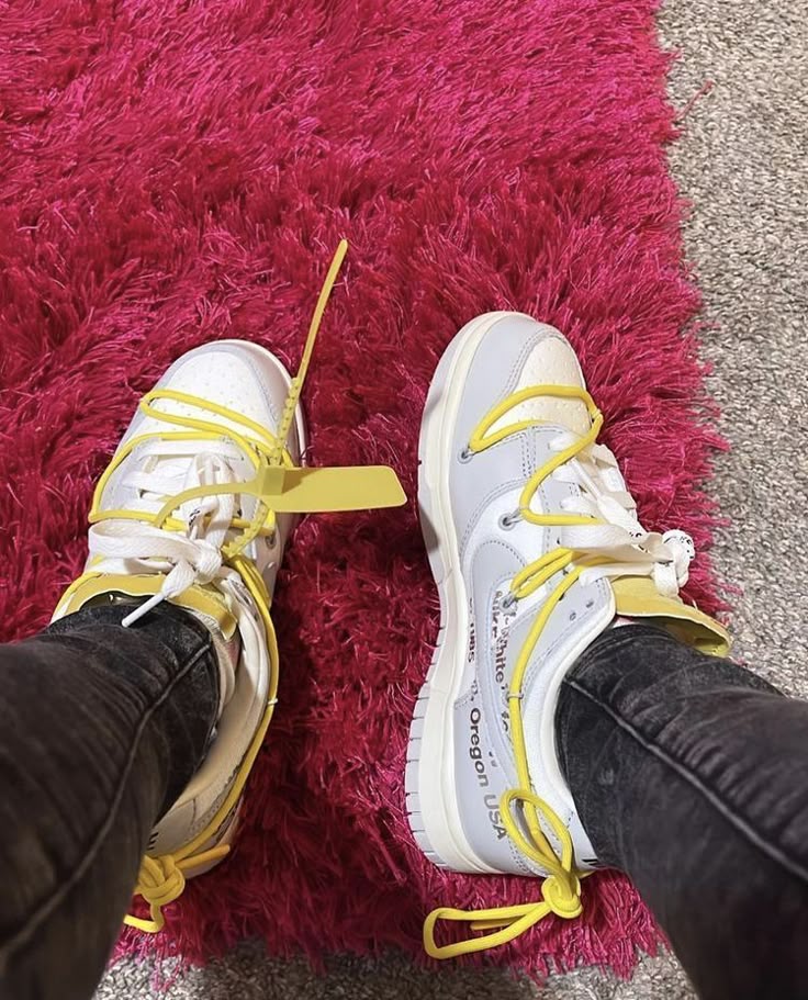 Nike Dunk Low Off-White Lot 29 - Image 3