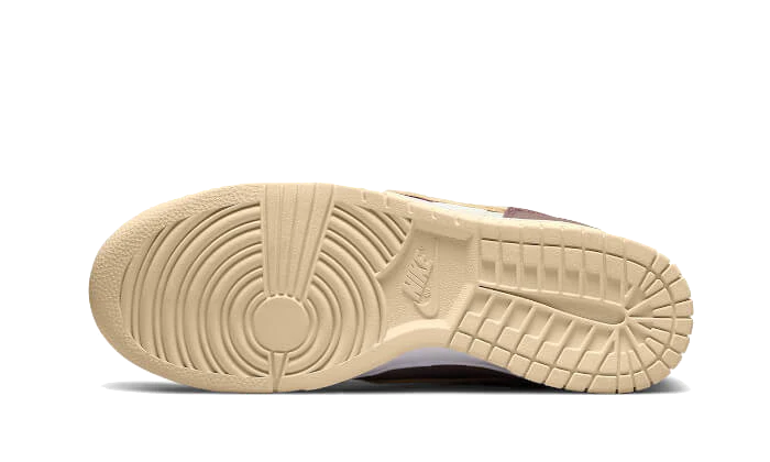 Nike Dunk Low Scrap Latte - Image 4