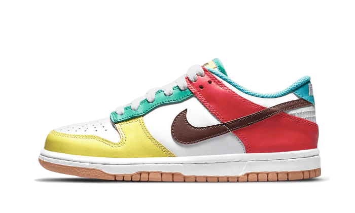 Nike Dunk Low SE Free 99 Pack White