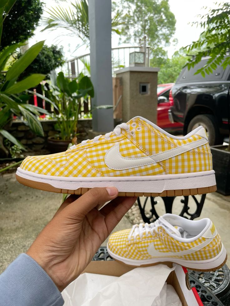Nike Dunk Low Yellow Gingham - Image 3