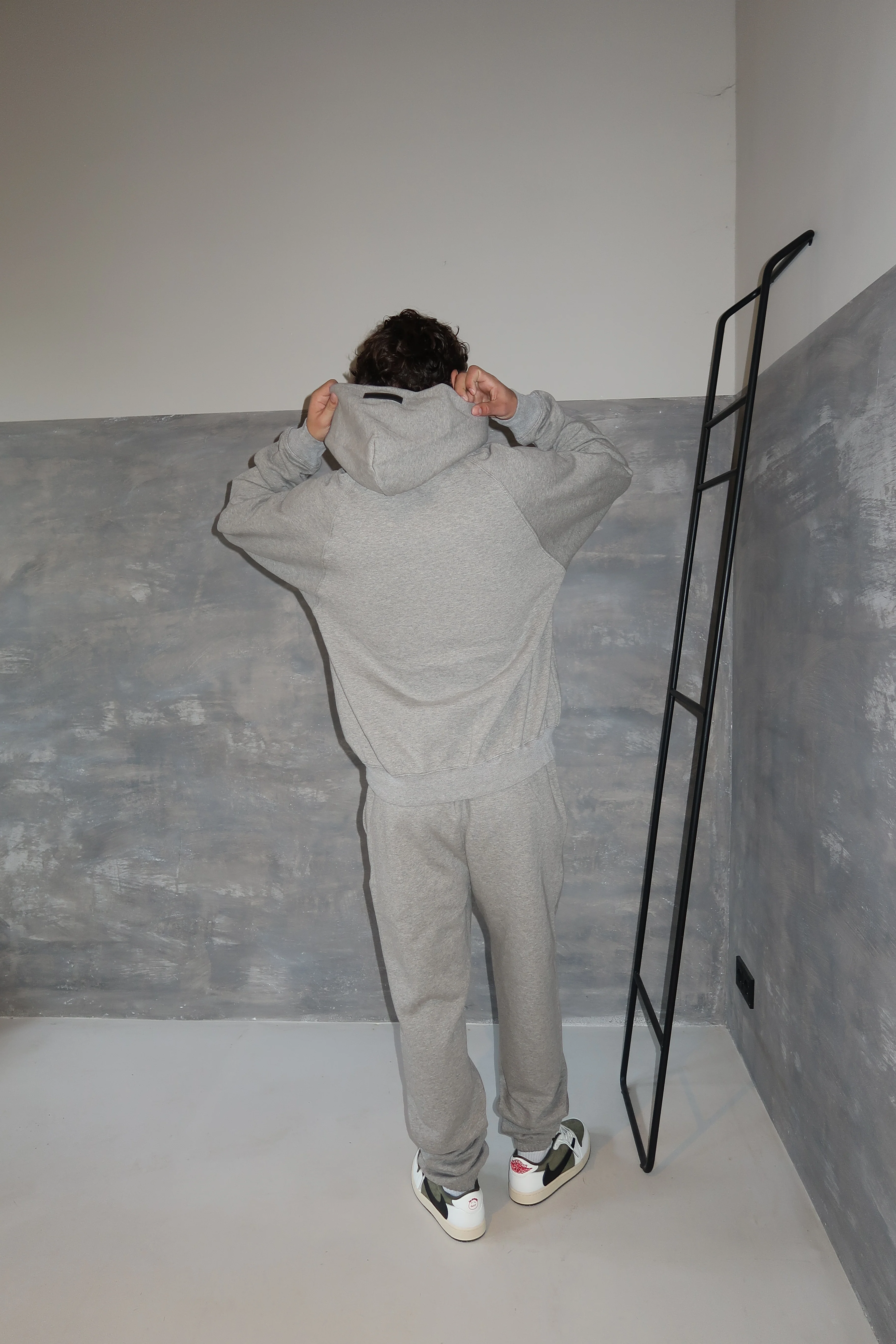 Fear of God Essentials 1977 Dark Oatmeal Full set - Image 4