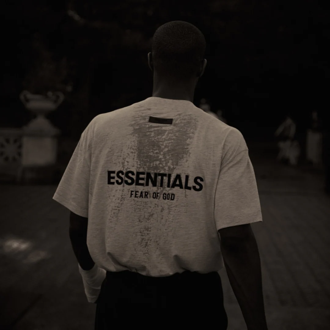 Fear of God Essentials Light Oatmeal T-shirt - Image 5