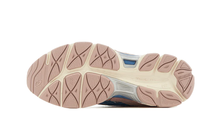 ASICS Gel-NYC Cream Grey Floss - Image 6