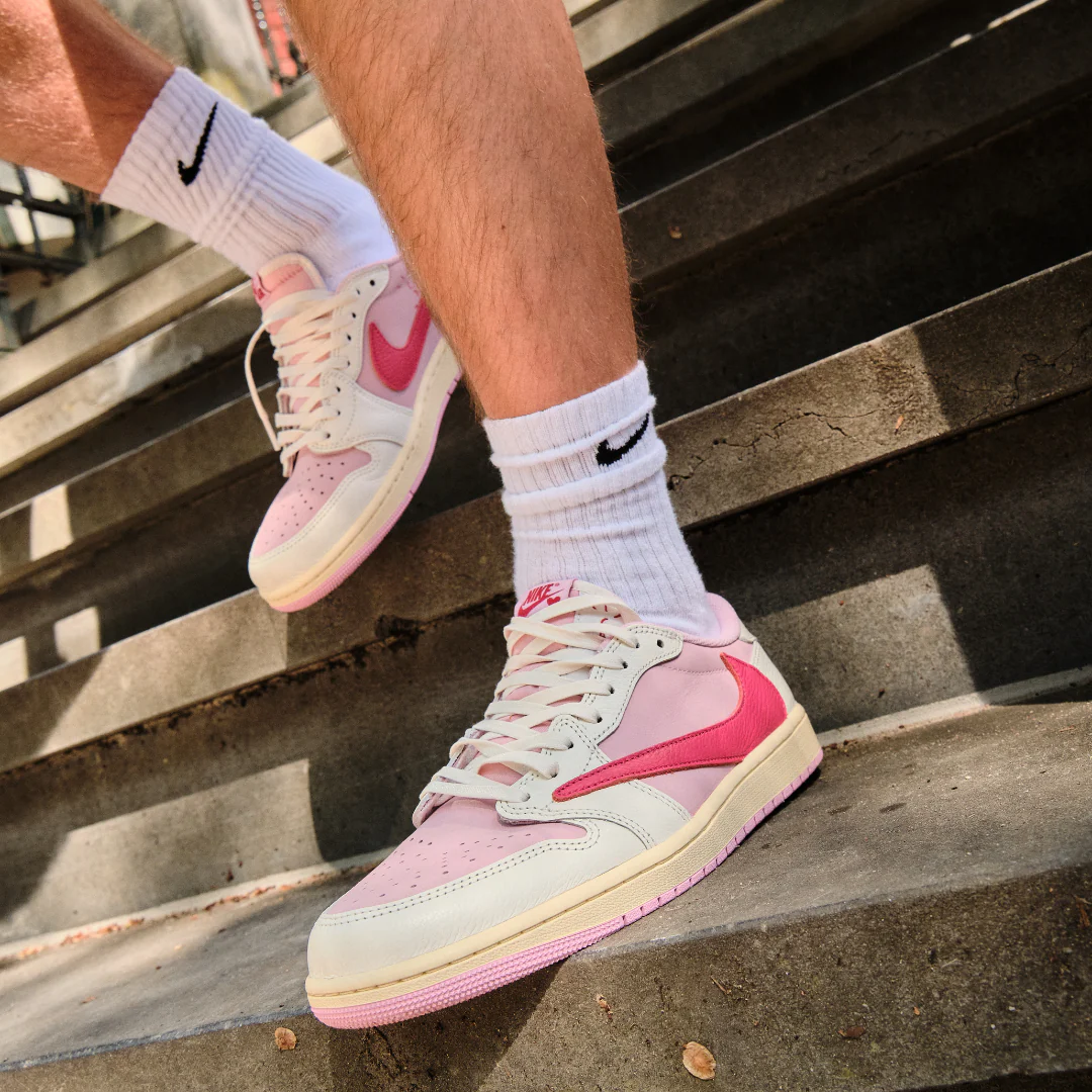 Nike Air Jordan 1 Retro Low OG SP Travis Scott Sail Tropical Pink - Image 4