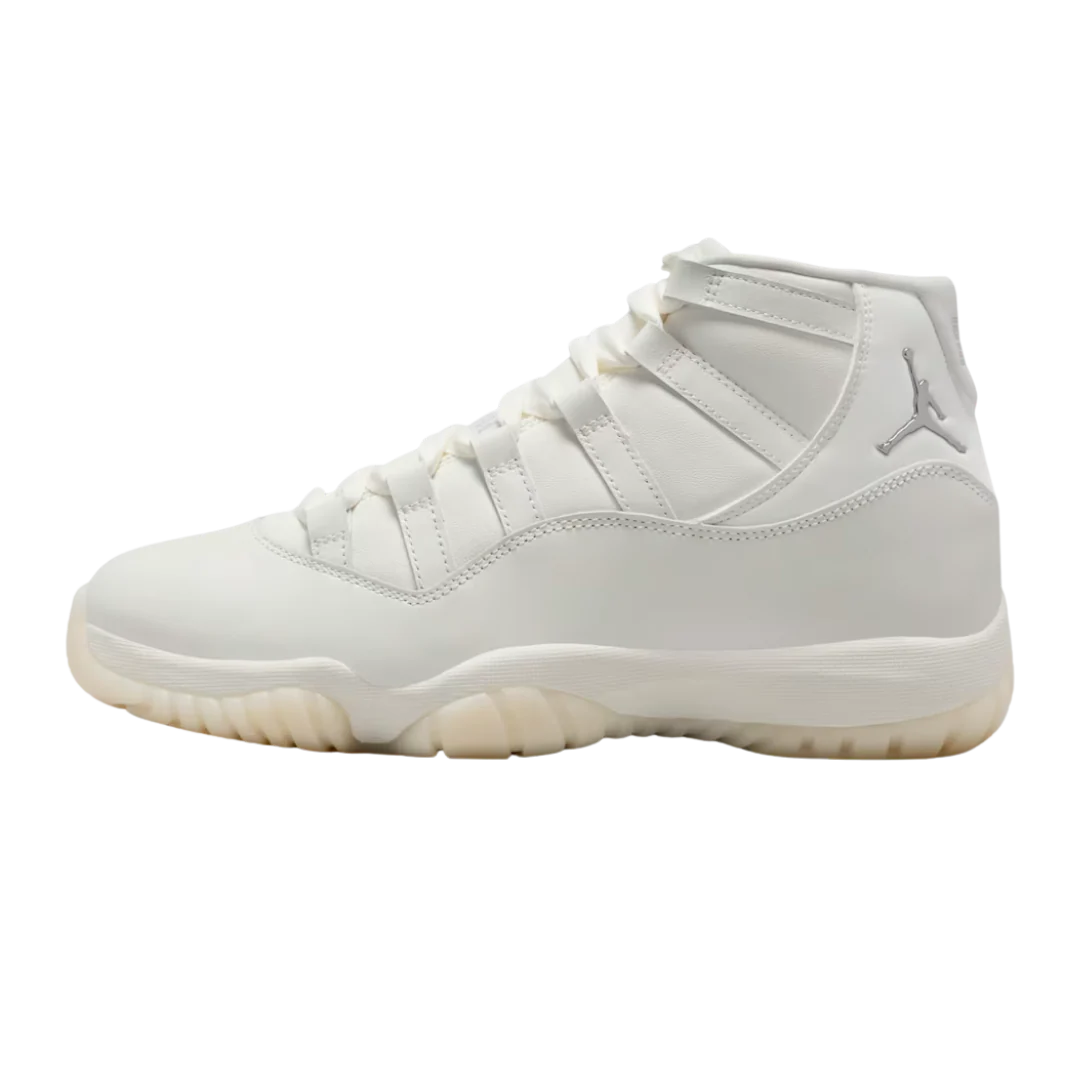Jordan 11 Retro Pearl