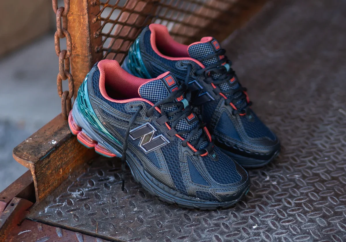 New Balance 1906R Phantom New Spruce - Image 2