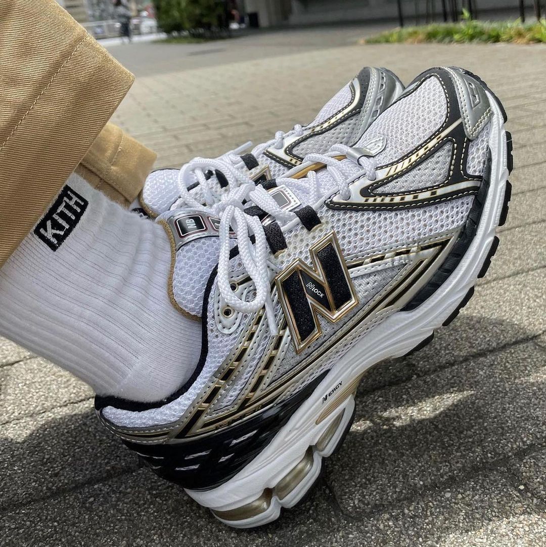 New Balance 1906R White Metallic Gold - Image 2