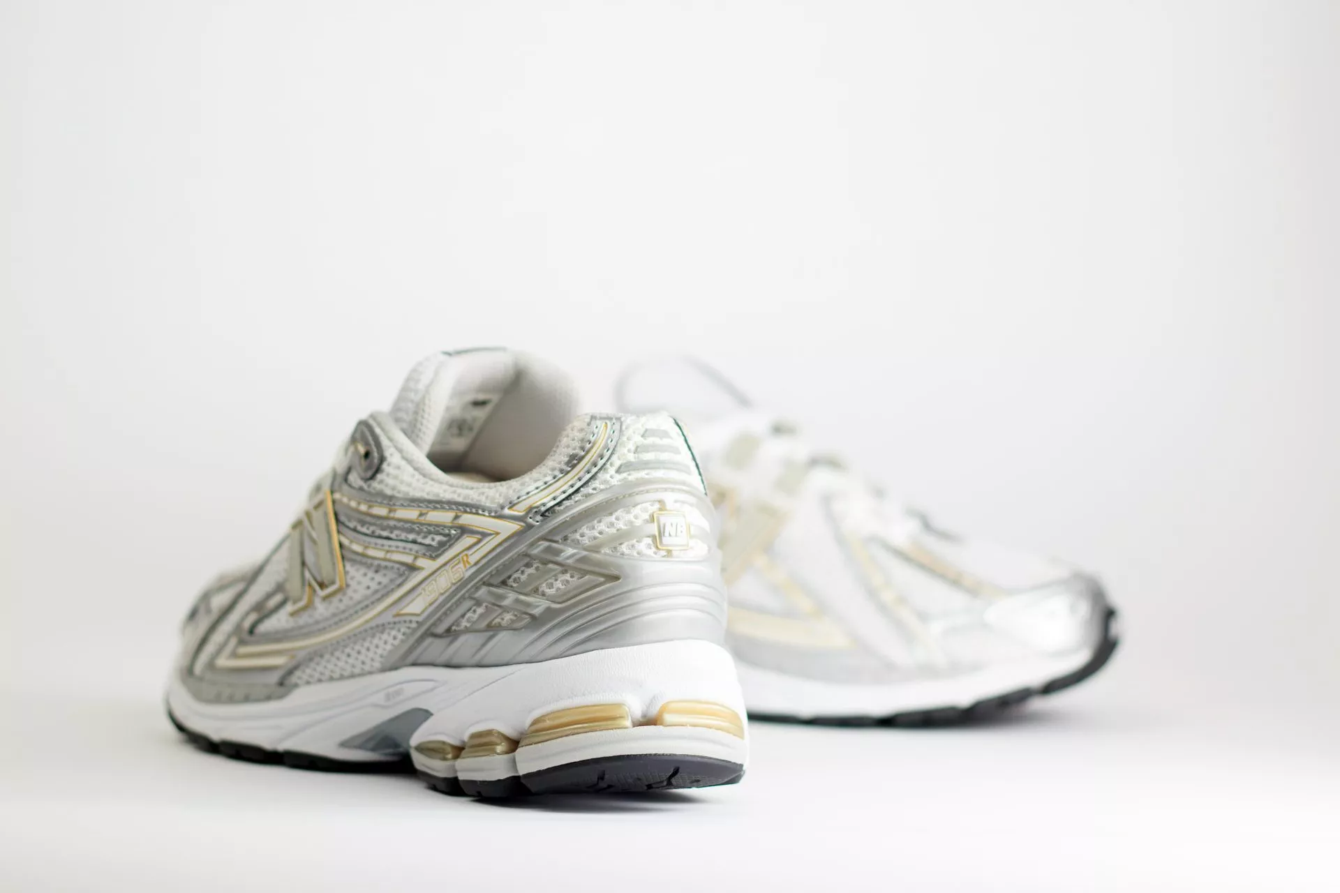 New Balance 1906R White Rain Cloud Silver Metallic - Image 5