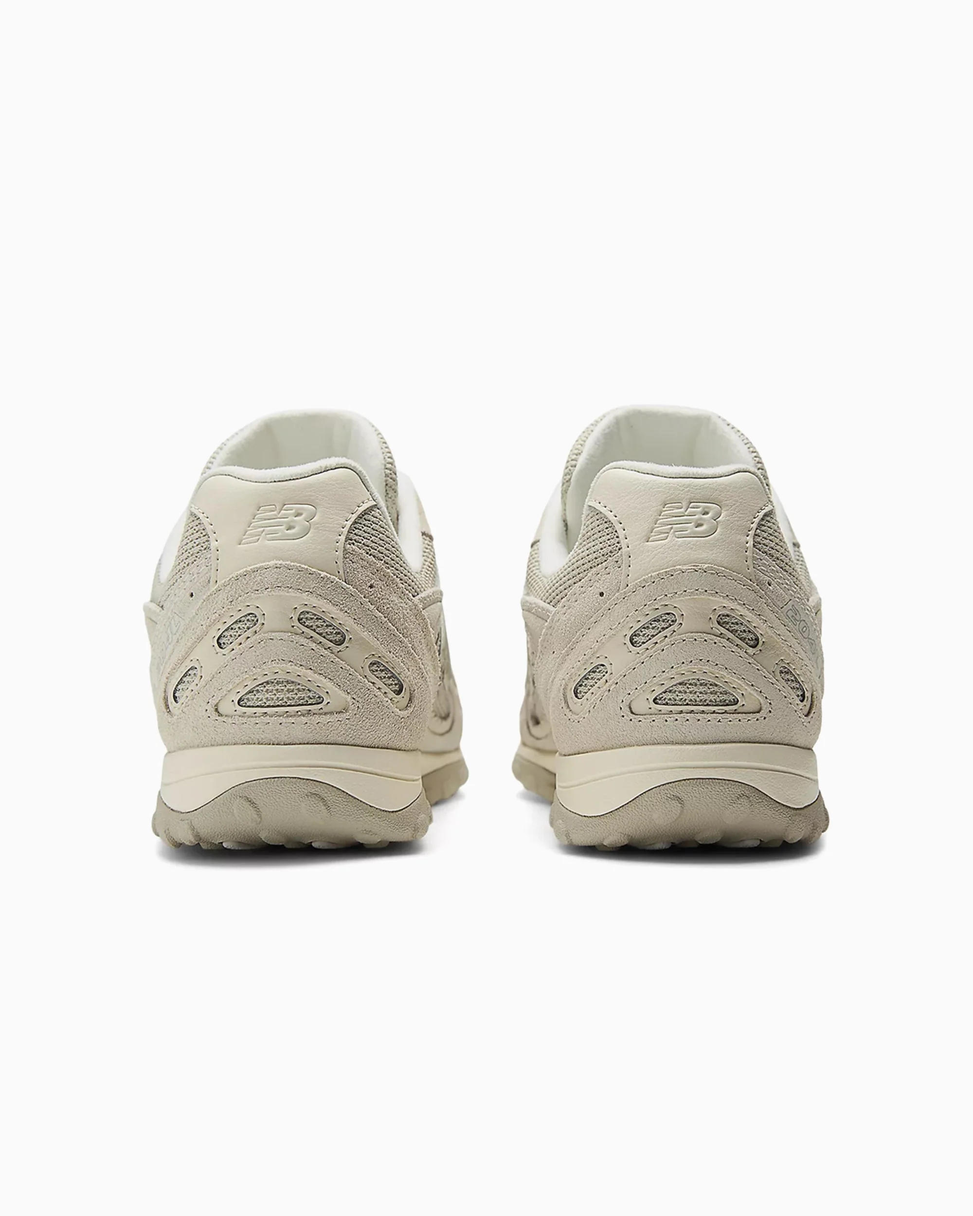 New Balance 204L Sea Salt - Image 6