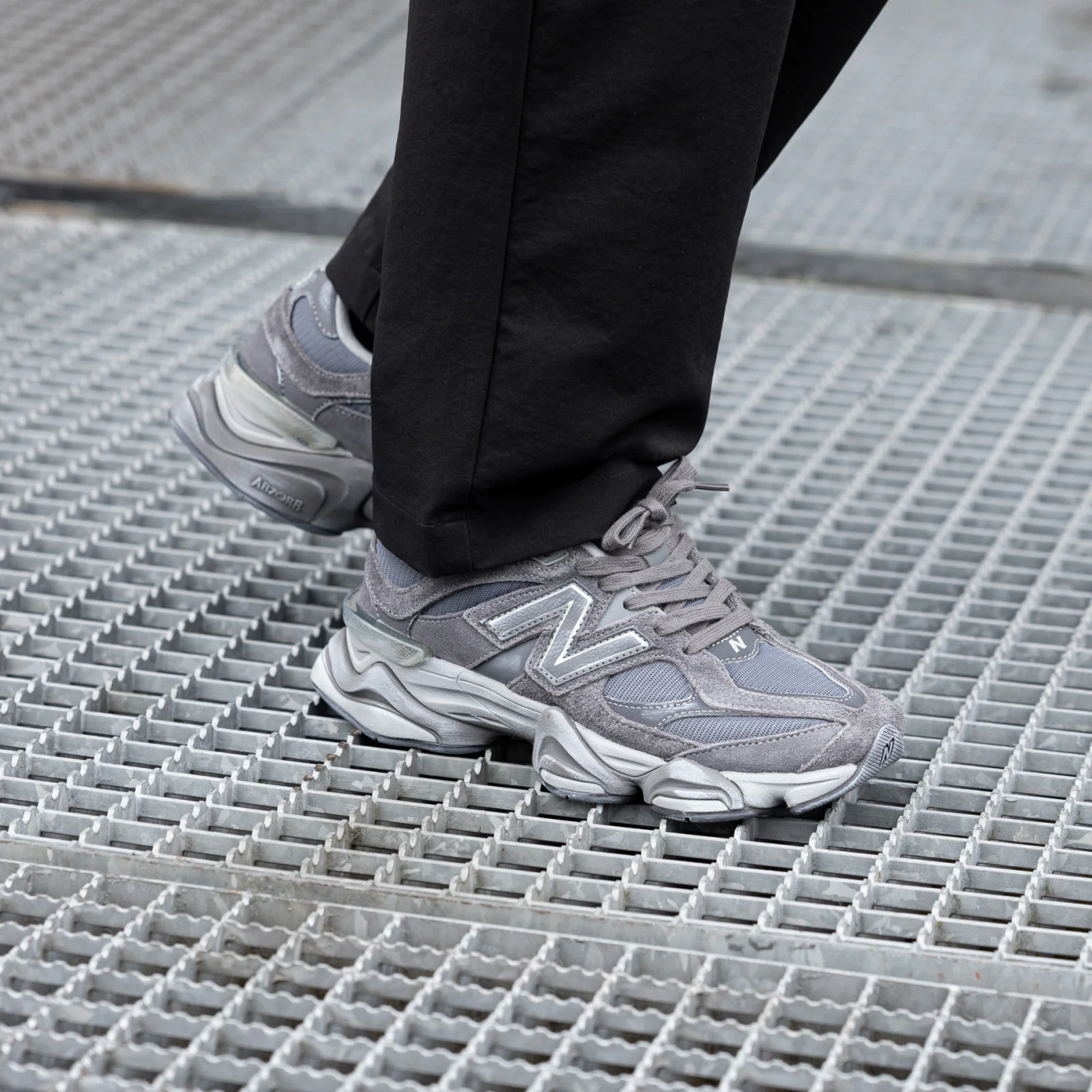 New Balance 9060 Magnet - Image 6