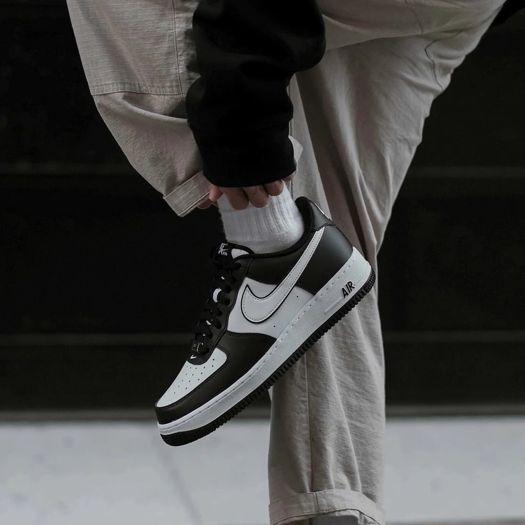 Nike Air Force 1 Low '07 White Swoosh Panda - Image 2