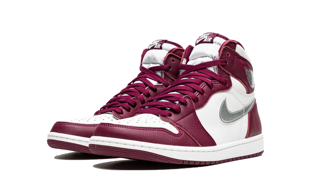 Nike Air Jordan 1 High OG Bordeaux - Image 3