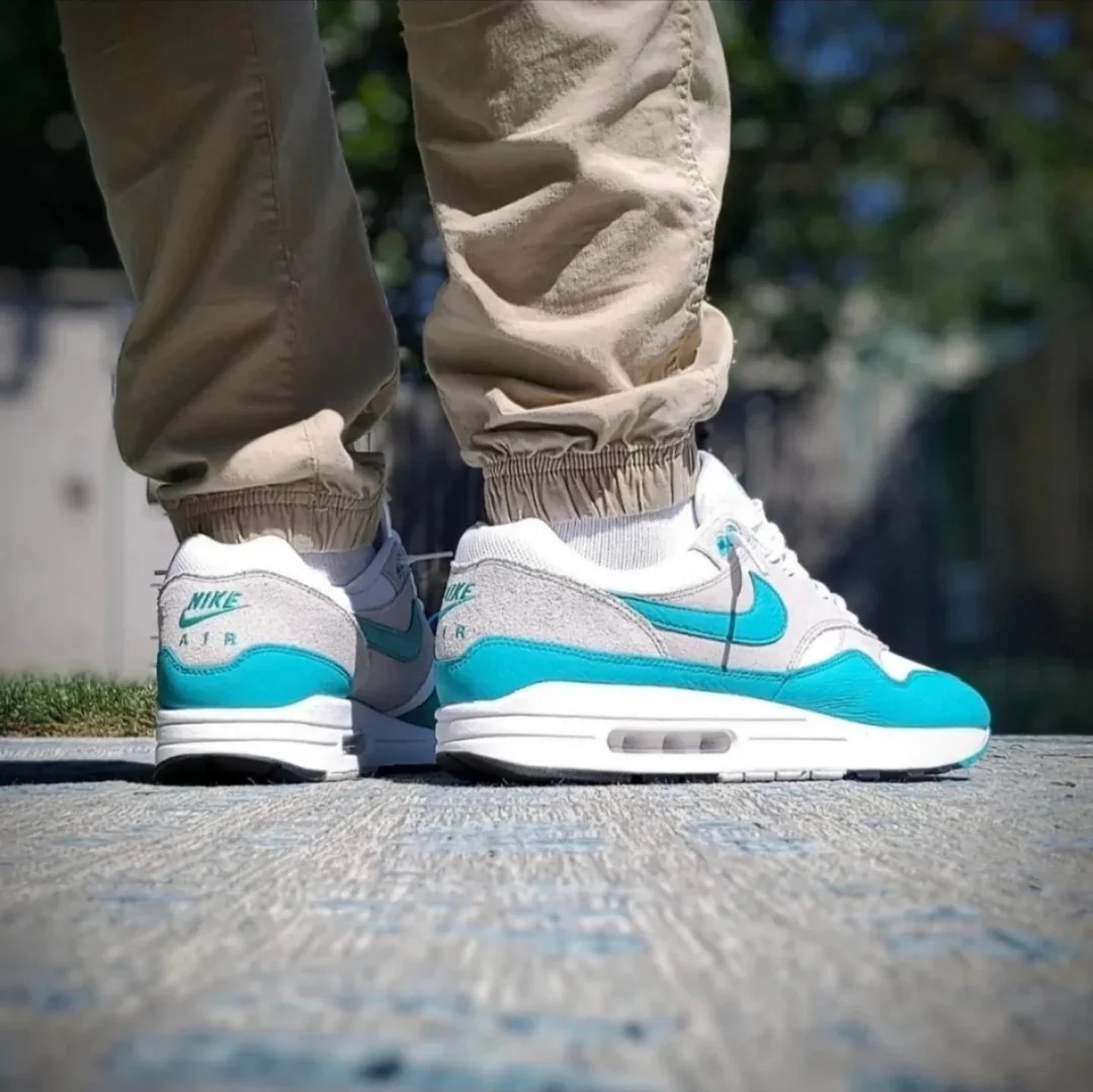 Nike Air Max 1 Clear Jade - Image 2