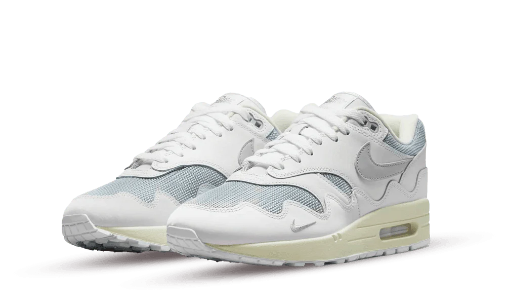 Nike Air Max 1 Patta Waves White Silver - Image 3