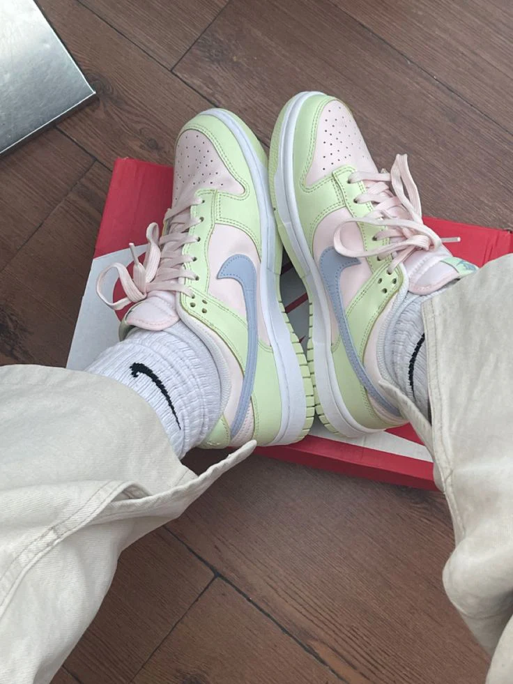 Nike Dunk Low Lime Ice - Image 2