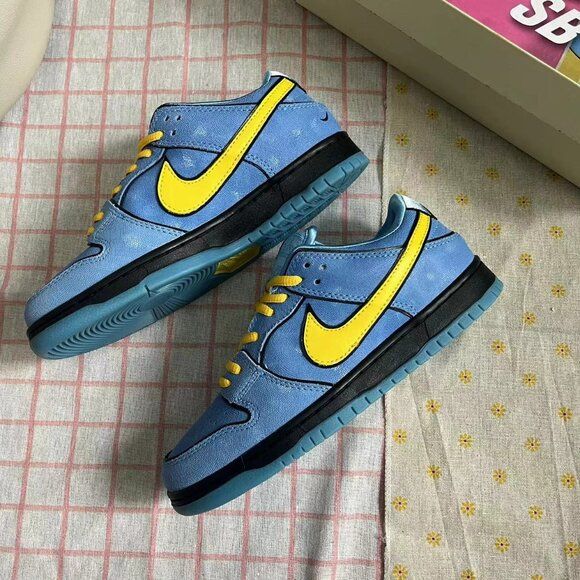 Nike SB Dunk Low The Powerpuff Girls Bubbles - Image 2