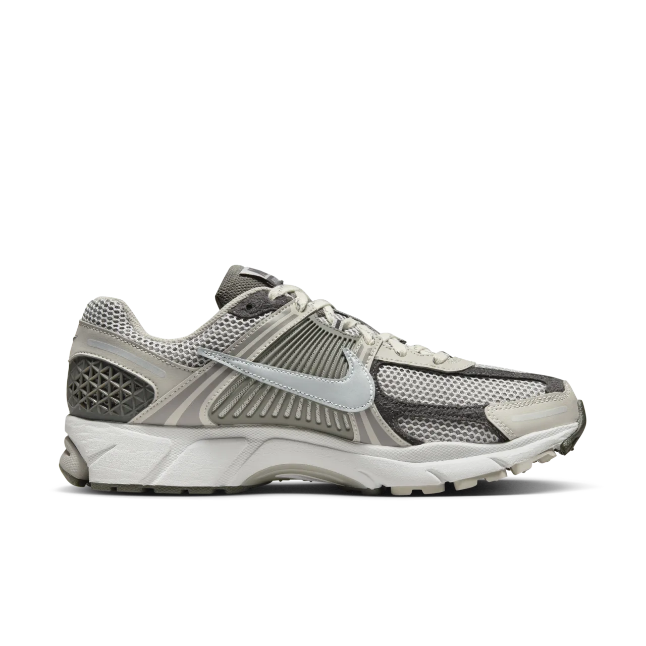 Nike Zoom Vomero 5 Iron Ore Flat Pewter - Image 4