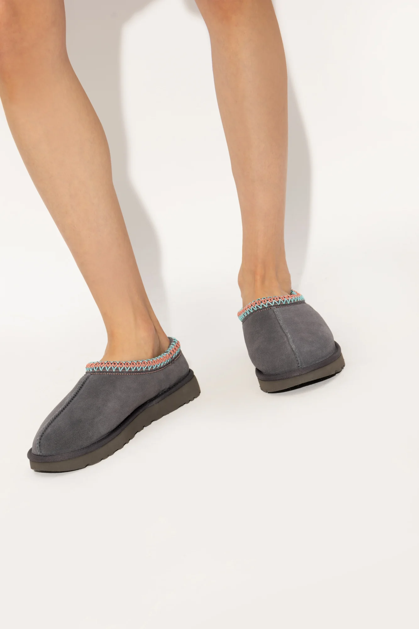 UGG Tasman Slipper Dark Grey - Image 2