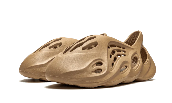 Adidas Yeezy Foam RNNR Ochre - Image 2