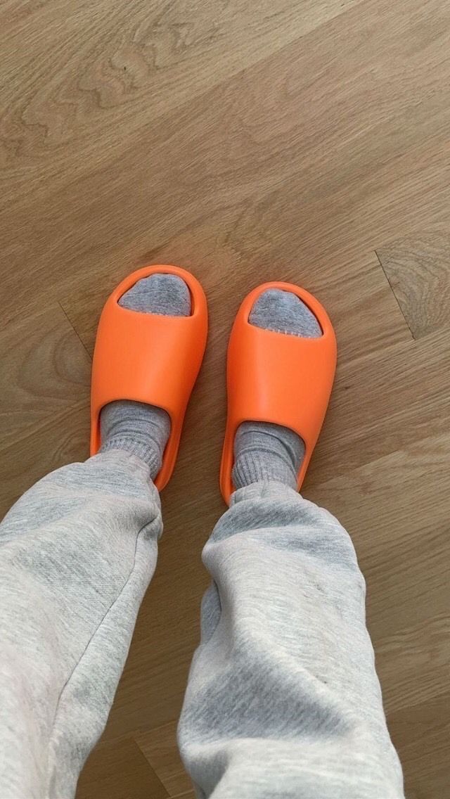 Adidas Yeezy Slide Enflame Orange - Image 4