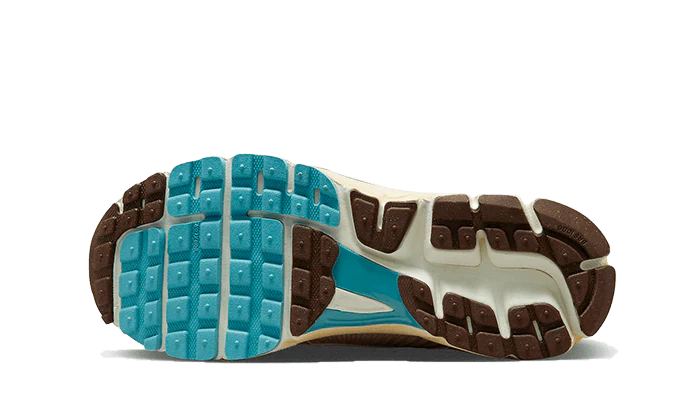 Nike Zoom Vomero 5 Oatmeal - Image 4