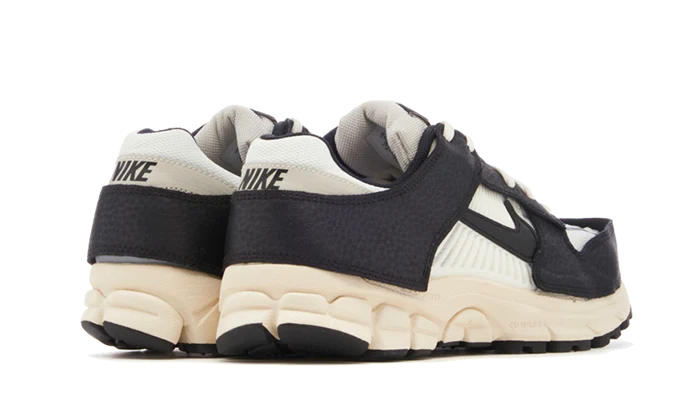 Nike Zoom Vomero 5 Timeless Panda Dunk - Image 5
