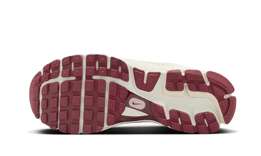 Nike Zoom Vomero 5 Valentine's Day (2024) - Image 5