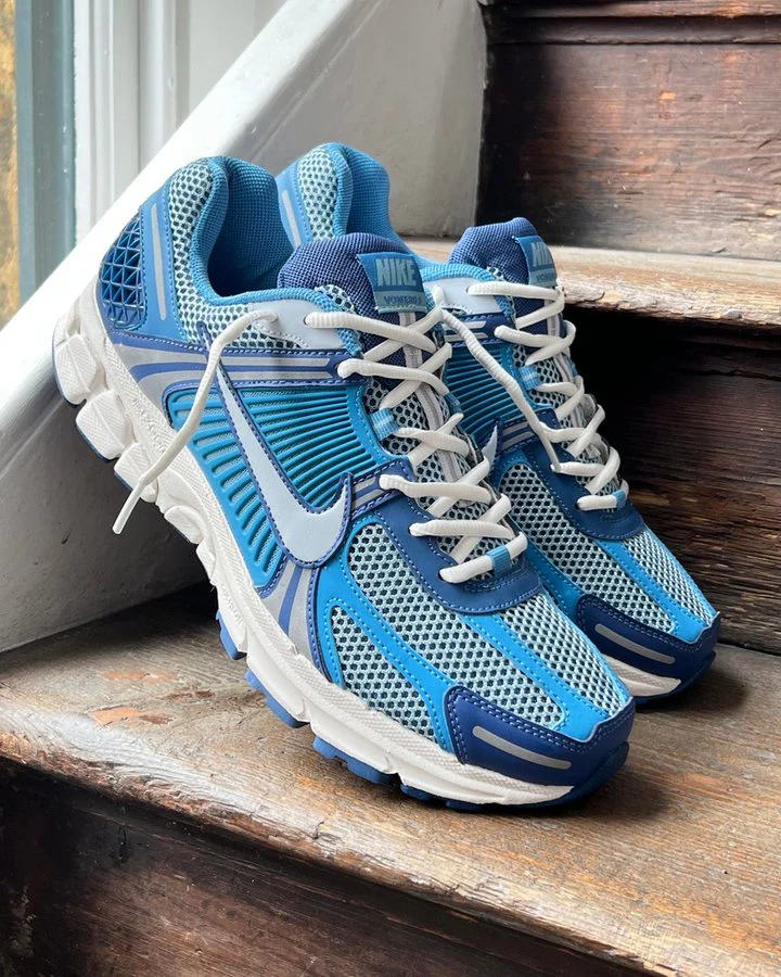 Nike Zoom Vomero 5 Worn Blue - Image 2