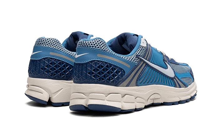 Nike Zoom Vomero 5 Worn Blue - Image 4