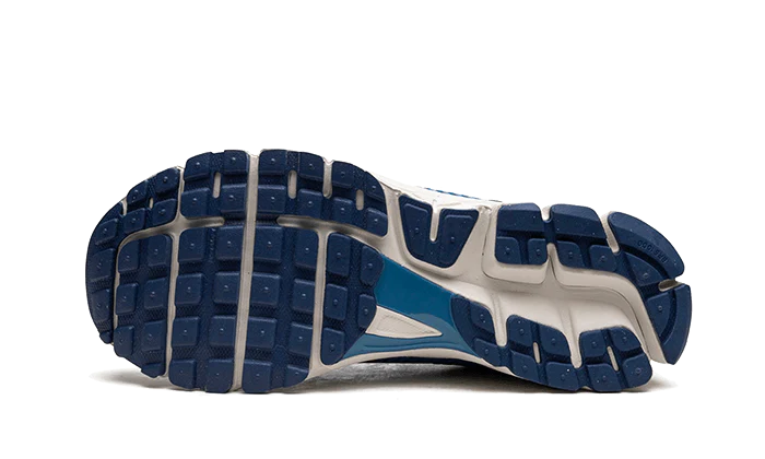 Nike Zoom Vomero 5 Worn Blue - Image 5